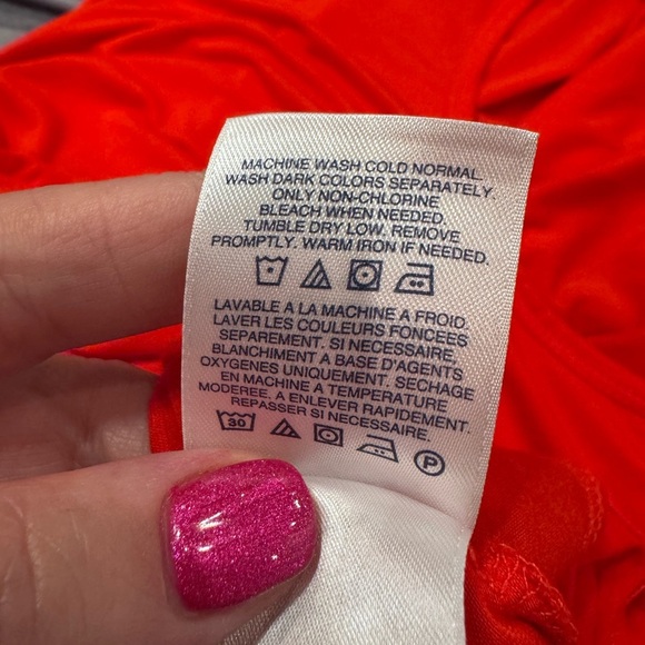 Lands’ End Red Women’s Short Sleeve Shirt Sz M/P (10-12) - Picture 9 of 10